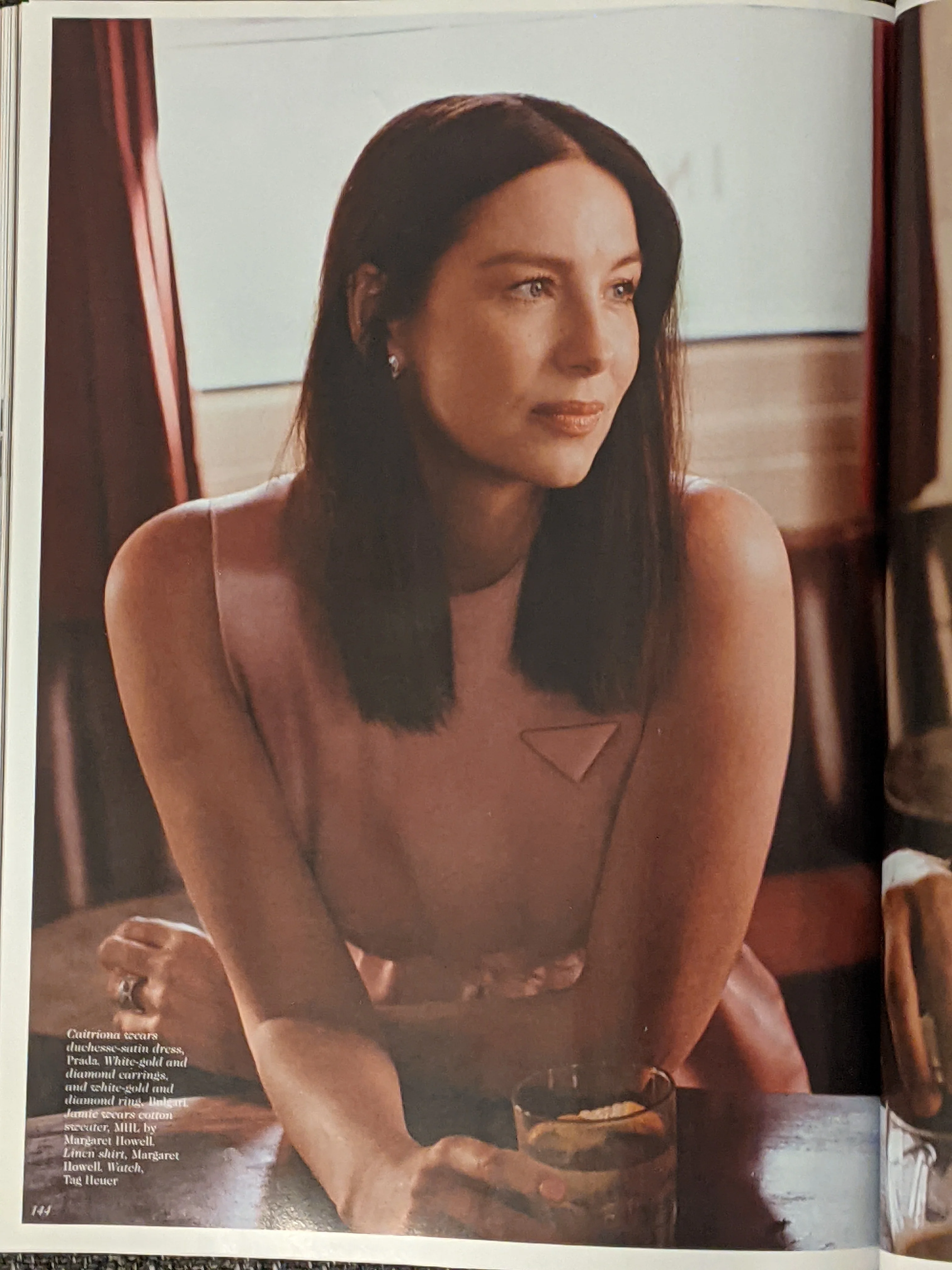 British Vogue Magazine (UK) - February 2022 - Jamie Dornan & Caitriona Balfe Sam Heughan - Image 3