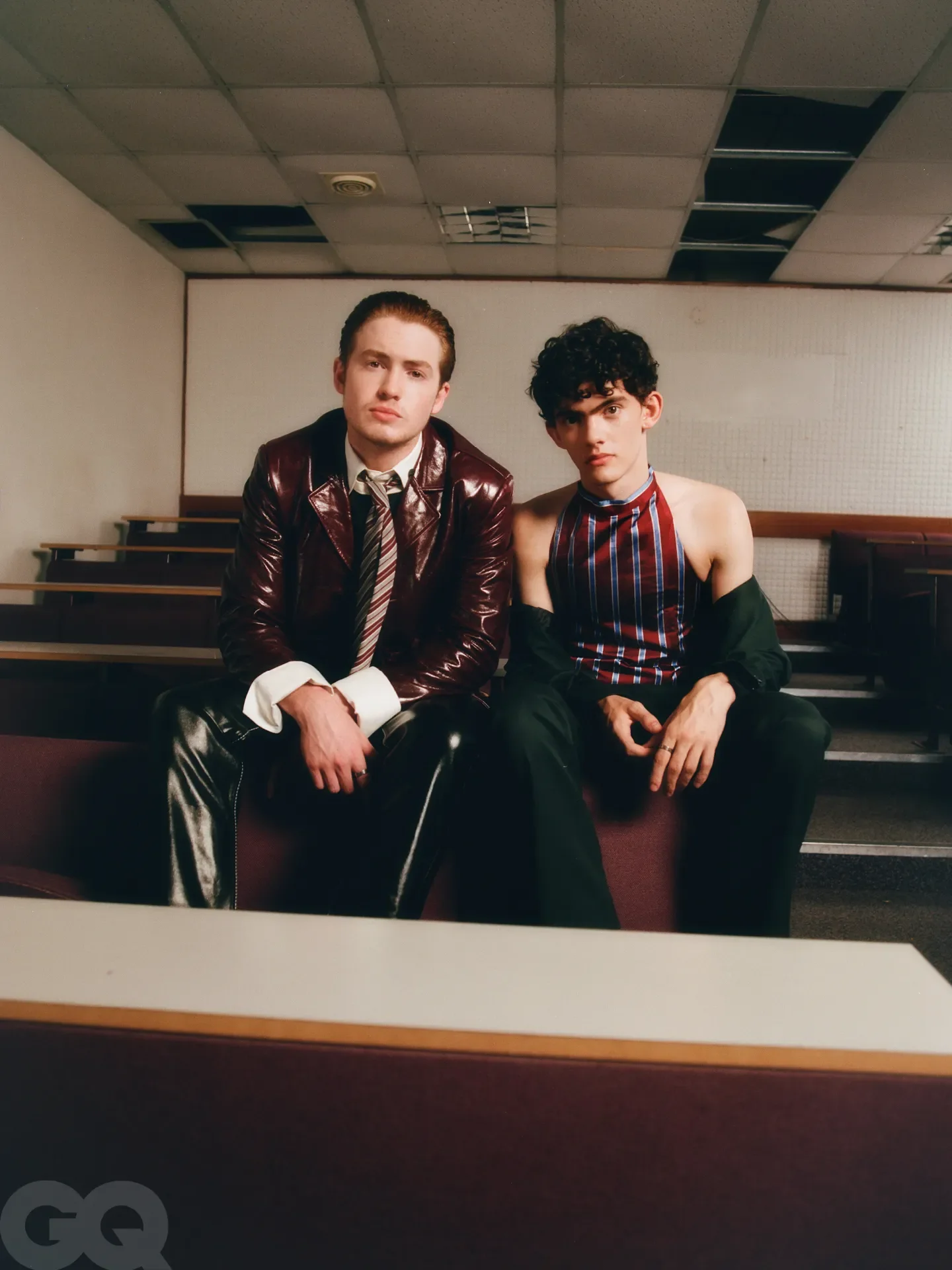 BRITISH GQ Dec/Jan 2022 Joe Locke & Kit Connor (Heartstopper) (Random Cover) - Image 6