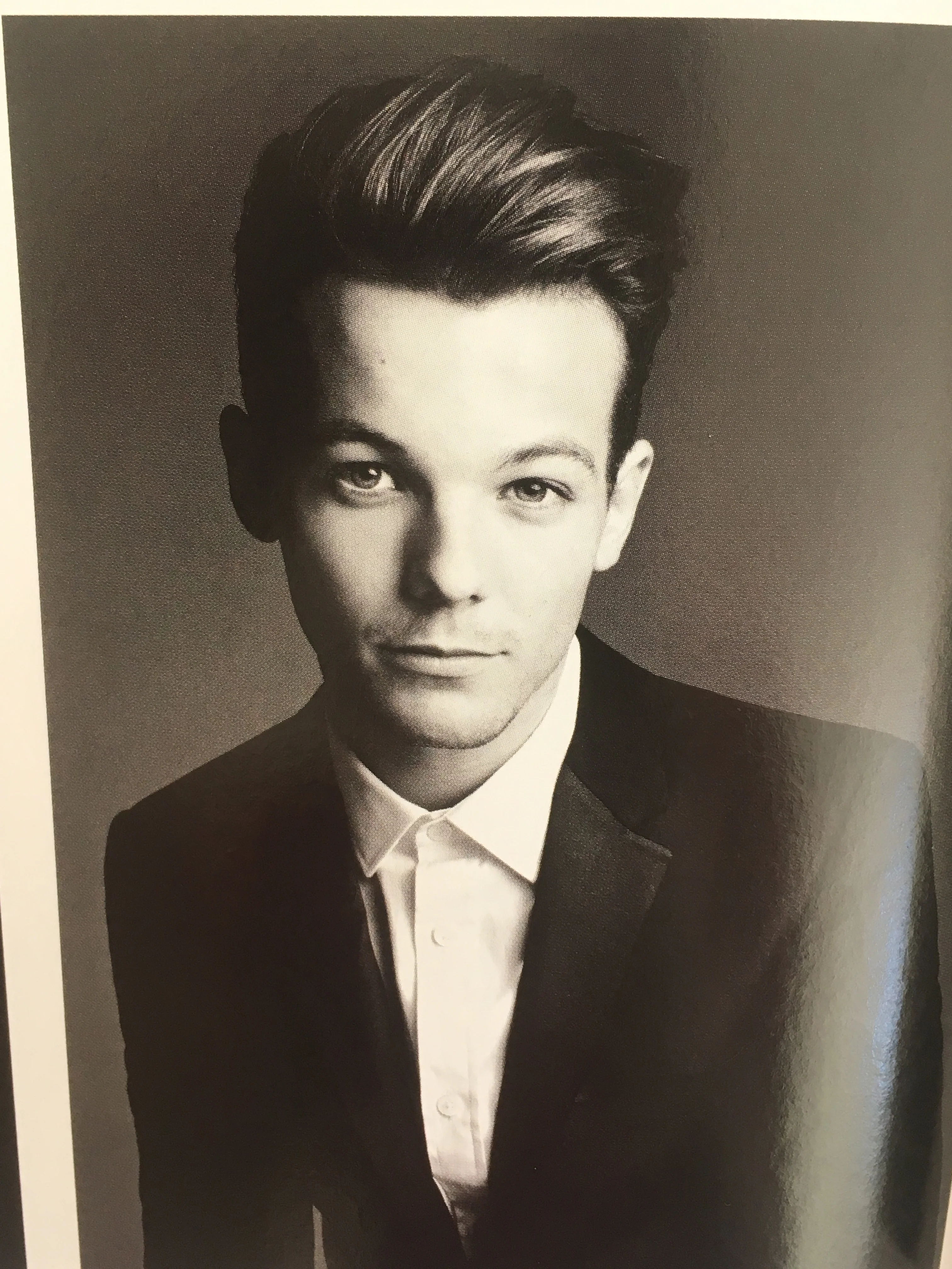 UK Vogue Magazine December 2012 Harry Styles Niall Horan Zayn Malik Liam Payne - Image 4